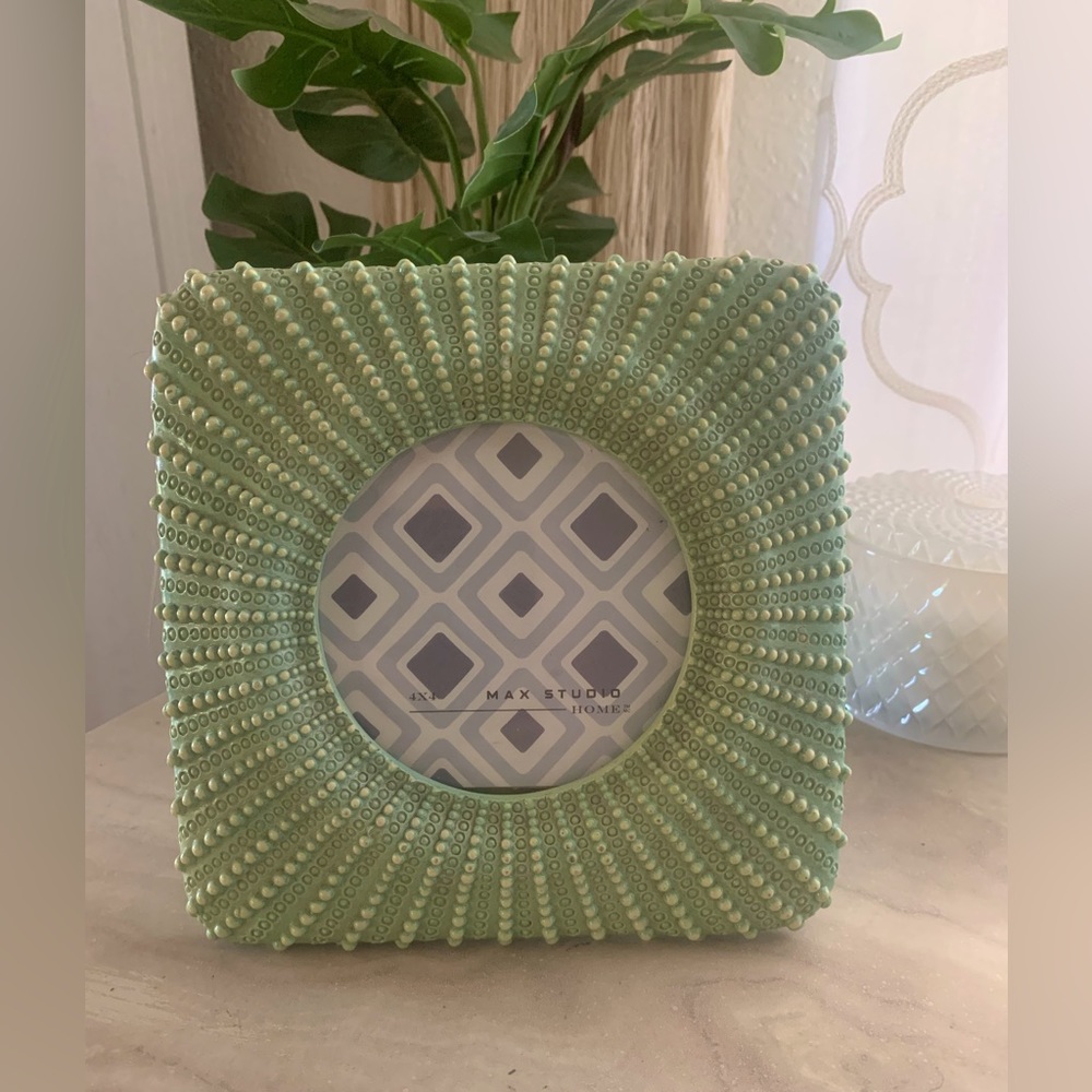 Max Studio Aquamarine Textured Picture Frame
